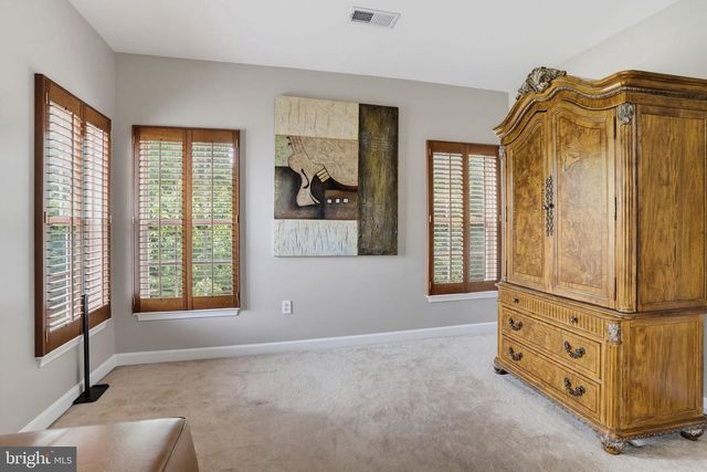 5302 TROTTERS GLEN DR, Upper Marlboro, MD 20772