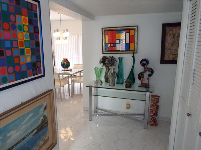 6060 S Falls Circle Drive 225, Lauderhill, FL 33319