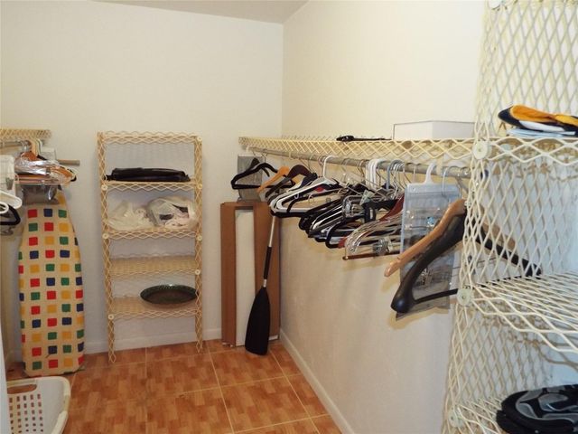 6060 S Falls Circle Drive 225, Lauderhill, FL 33319