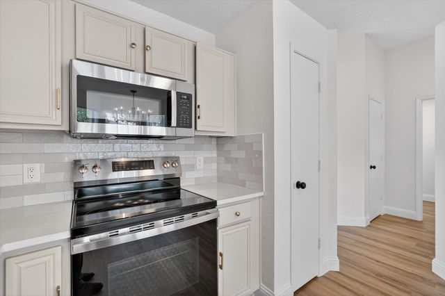 8194 Waterside Trail, Fort Worth, TX 76137