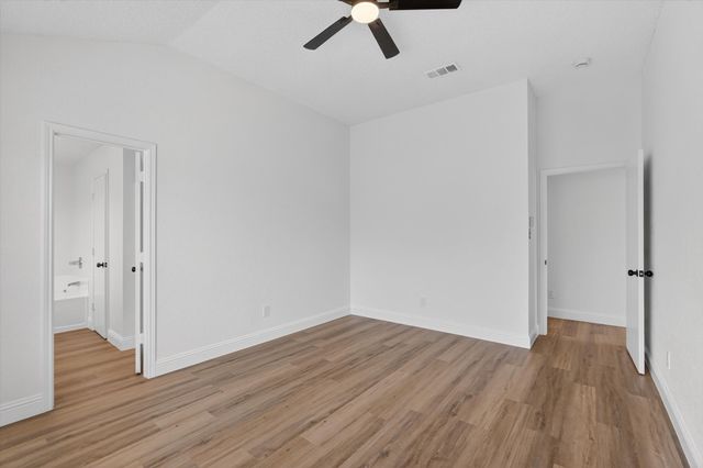 8194 Waterside Trail, Fort Worth, TX 76137