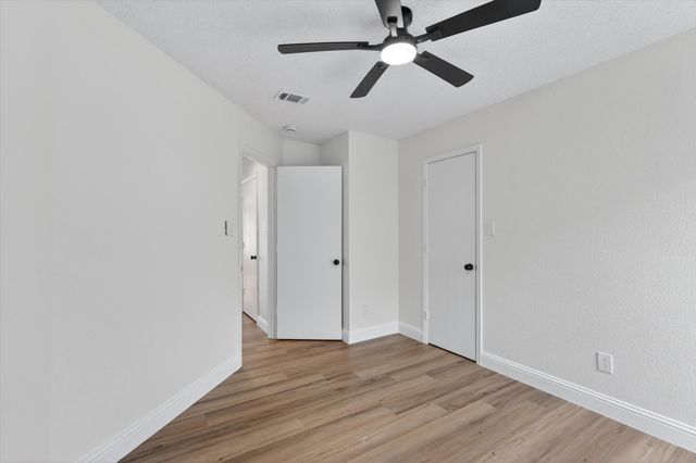 8194 Waterside Trail, Fort Worth, TX 76137