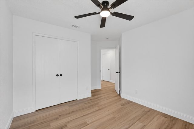 8194 Waterside Trail, Fort Worth, TX 76137