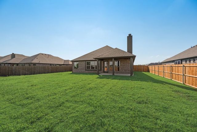 583 Mb S Way, Pilot Point, TX 76258