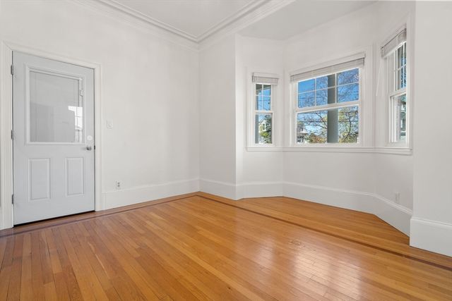 121 Prospect Ave, Quincy, MA 02170
