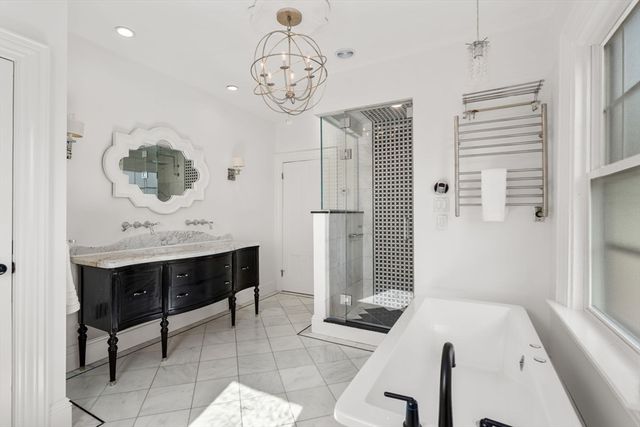 121 Prospect Ave, Quincy, MA 02170