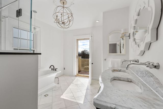 121 Prospect Ave, Quincy, MA 02170