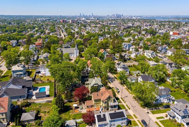 121 Prospect Ave, Quincy, MA 02170