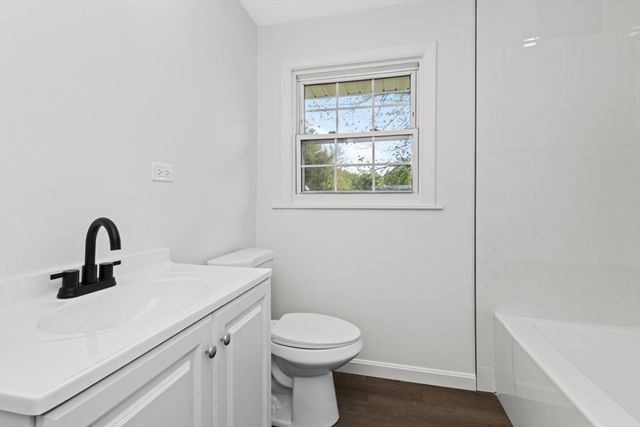300 Jon Dr, Brockton, MA 02302