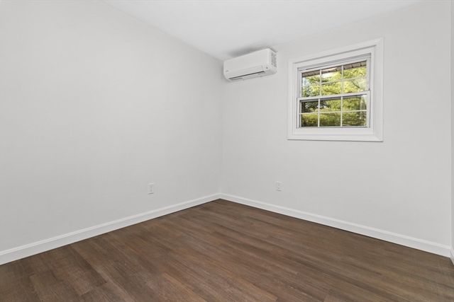 300 Jon Dr, Brockton, MA 02302