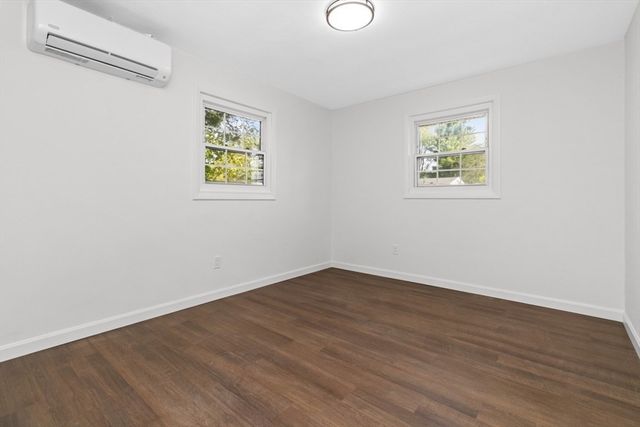 300 Jon Dr, Brockton, MA 02302