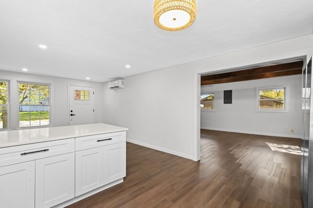 300 Jon Dr, Brockton, MA 02302