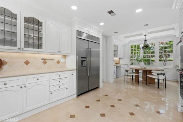 2 Belcourt, Newport Beach, CA 92660