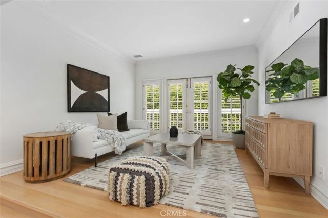 2 Belcourt, Newport Beach, CA 92660