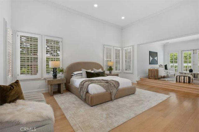 2 Belcourt, Newport Beach, CA 92660