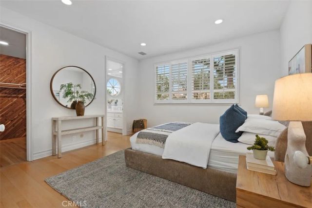 2 Belcourt, Newport Beach, CA 92660