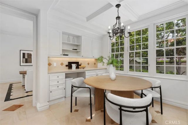 2 Belcourt, Newport Beach, CA 92660