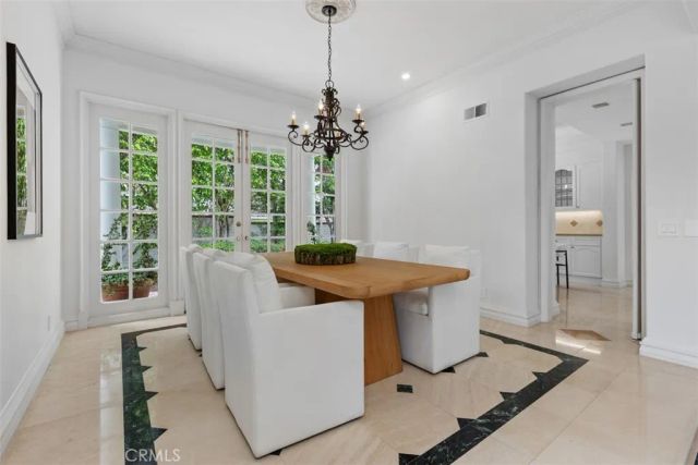 2 Belcourt, Newport Beach, CA 92660