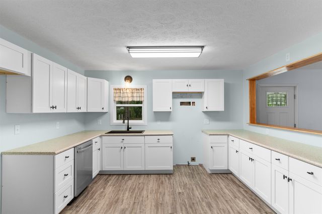 9211 Little Hill Dr., Conway, SC 29527