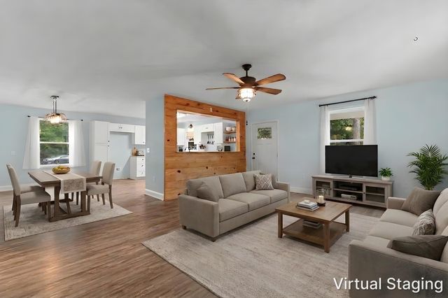 9211 Little Hill Dr., Conway, SC 29527