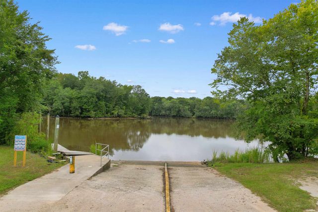9211 Little Hill Dr., Conway, SC 29527