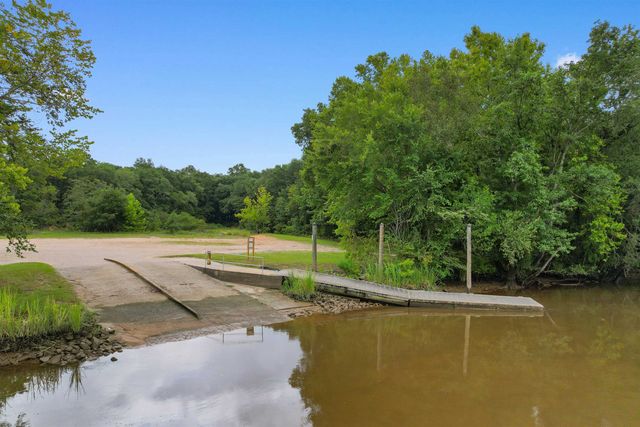 9211 Little Hill Dr., Conway, SC 29527