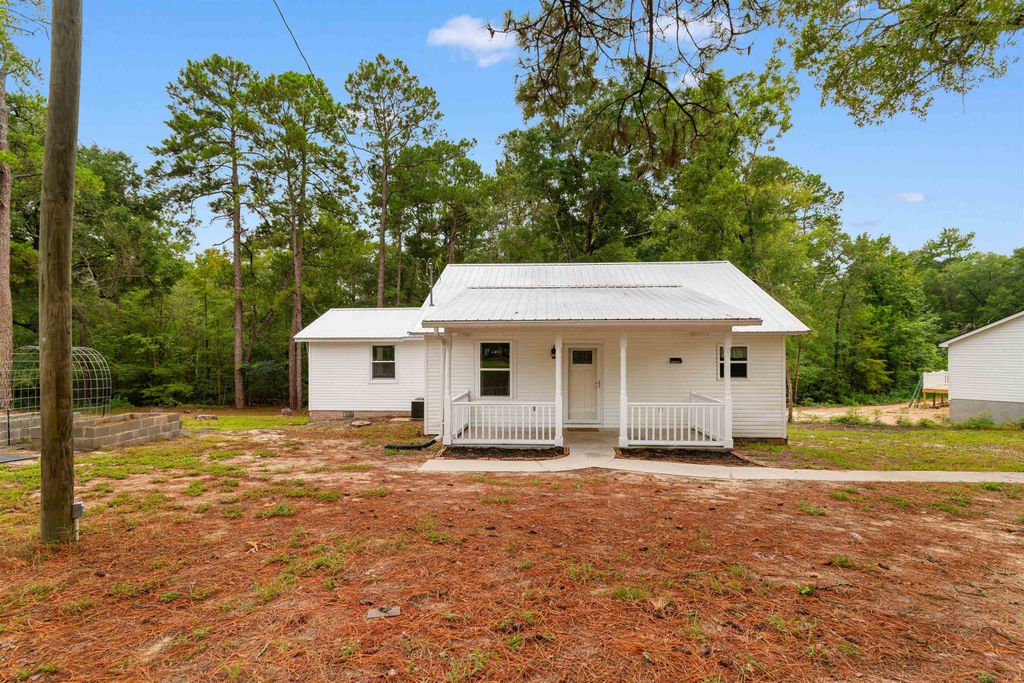 9211 Little Hill Dr., Conway, SC 29527