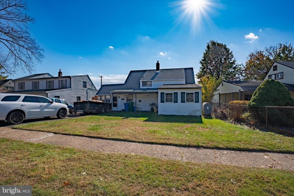 86 WILDFLOWER, Levittown, PA 19057