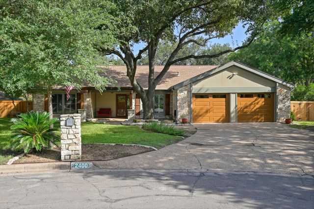2400 Muirfield CIR, Austin, TX 78747