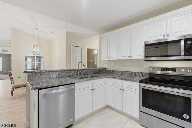 317 SW 25th AVE, Cape Coral, FL 33991
