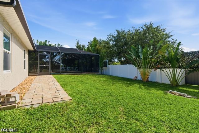 317 SW 25th AVE, Cape Coral, FL 33991