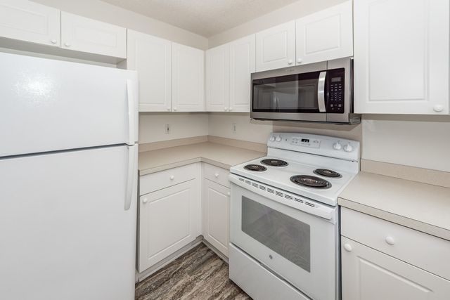 574 Carters Grove Road, Charleston, SC 29414