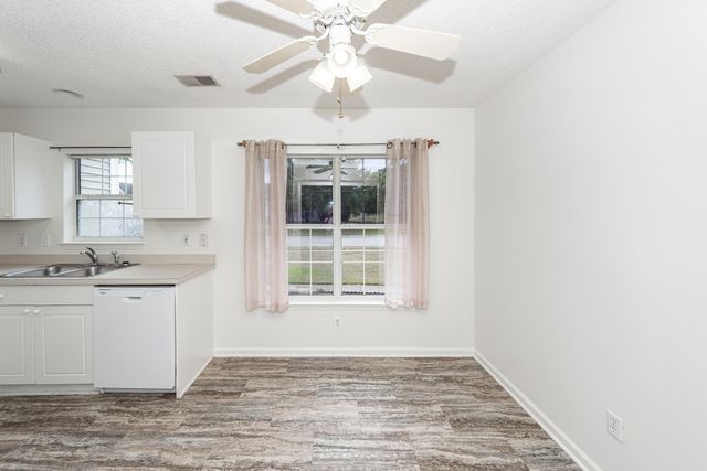 574 Carters Grove Road, Charleston, SC 29414