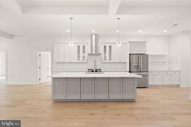 6468 WINDHAM AVE, Alexandria, VA 22315