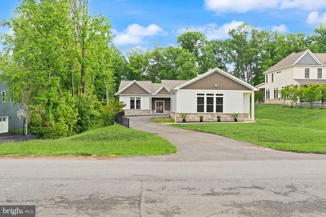 6468 WINDHAM AVE, Alexandria, VA 22315