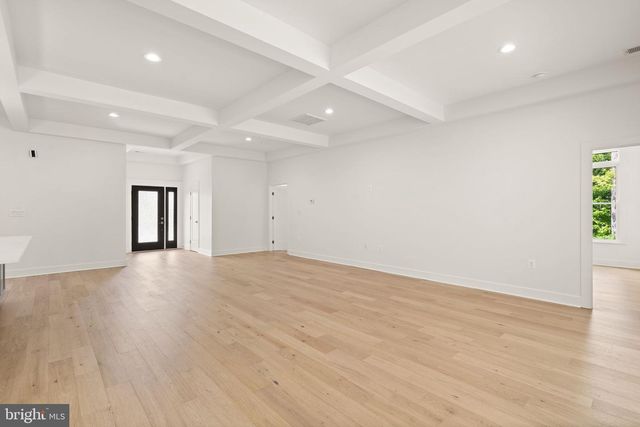 6468 WINDHAM AVE, Alexandria, VA 22315