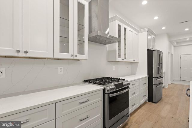 6468 WINDHAM AVE, Alexandria, VA 22315