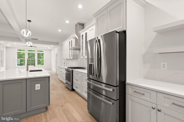 6468 WINDHAM AVE, Alexandria, VA 22315