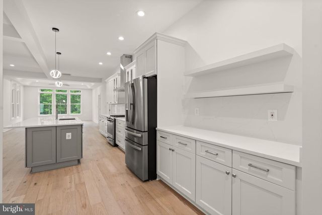 6468 WINDHAM AVE, Alexandria, VA 22315