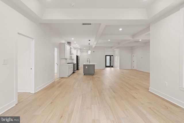 6468 WINDHAM AVE, Alexandria, VA 22315
