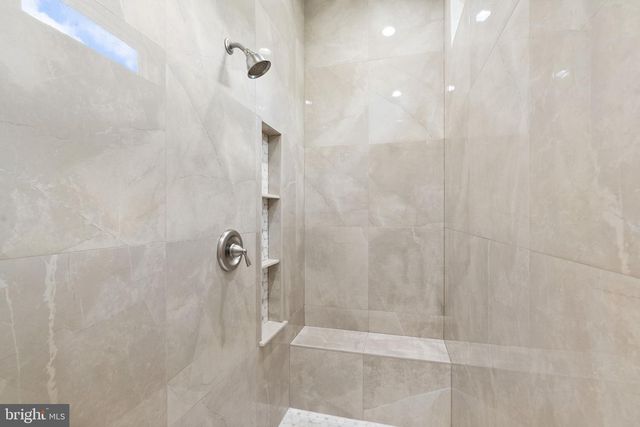 6468 WINDHAM AVE, Alexandria, VA 22315