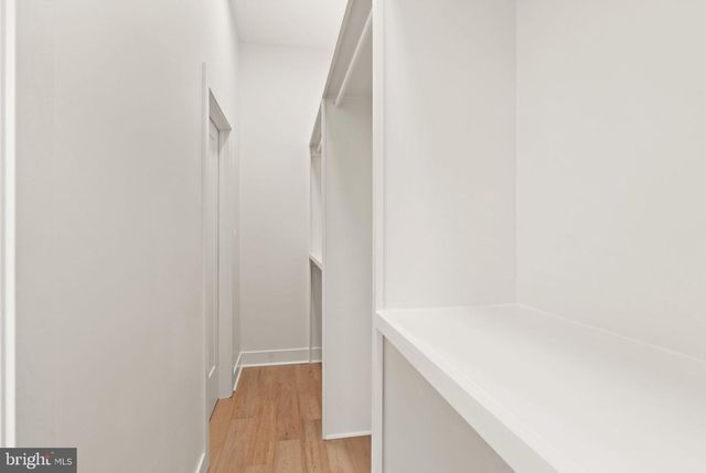 6468 WINDHAM AVE, Alexandria, VA 22315