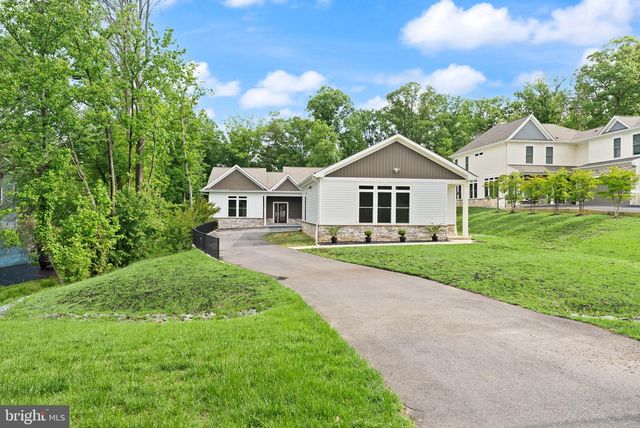 6468 WINDHAM AVE, Alexandria, VA 22315