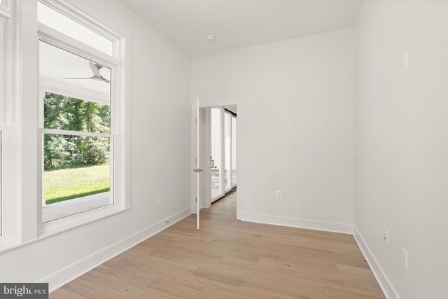 6468 WINDHAM AVE, Alexandria, VA 22315