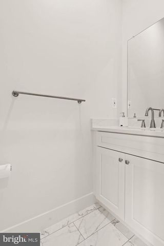 6468 WINDHAM AVE, Alexandria, VA 22315