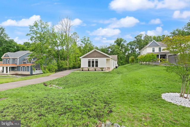 6468 WINDHAM AVE, Alexandria, VA 22315