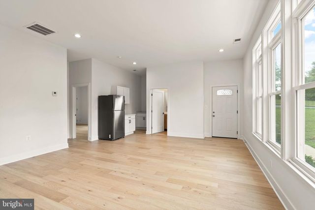 6468 WINDHAM AVE, Alexandria, VA 22315
