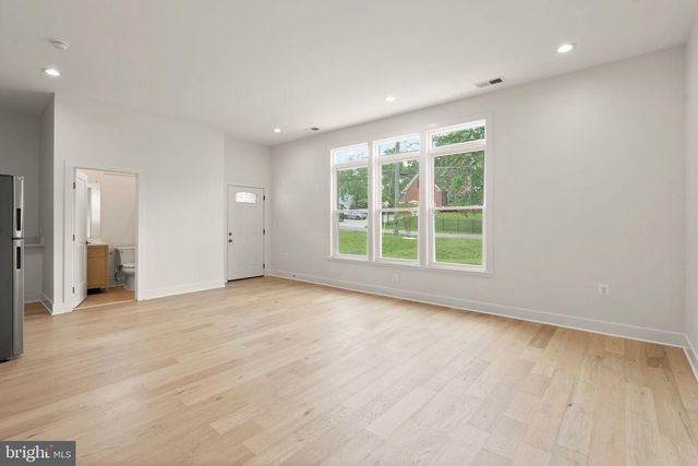 6468 WINDHAM AVE, Alexandria, VA 22315