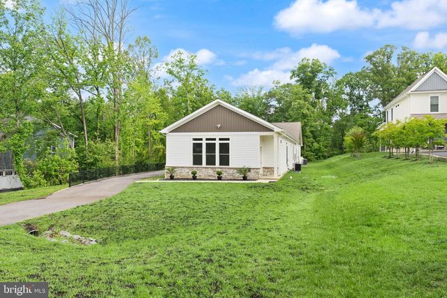 6468 WINDHAM AVE, Alexandria, VA 22315