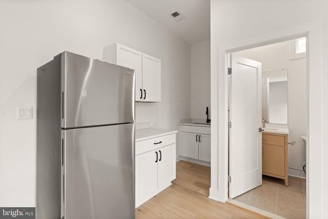 6468 WINDHAM AVE, Alexandria, VA 22315